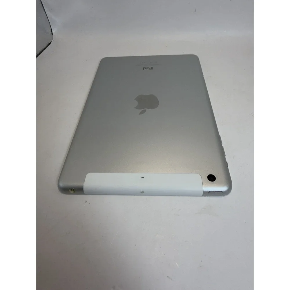 Apple iPad Mini 3 A1600 32GB 7.9